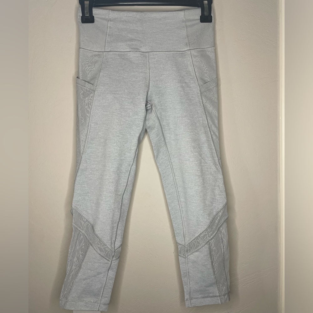 LIKE NEW: Ivivva by Lululemon Light Grey Crop Leggings with Floral Mesh